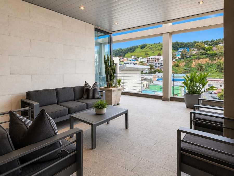 To Let 2 Bedroom Property for Rent in Cape Town City Centre Western Cape